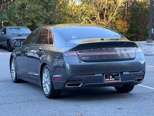 2016 Lincoln MKZ Base