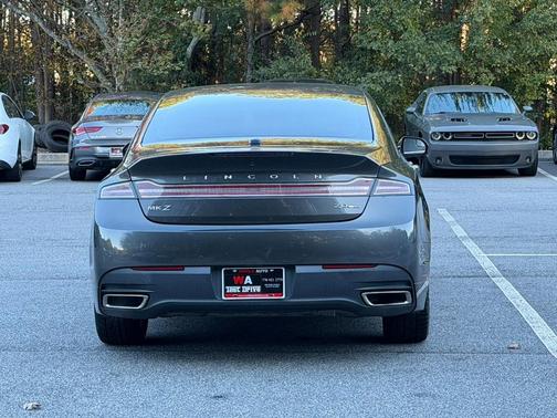 2016 Lincoln MKZ Base
