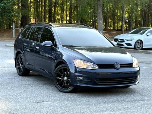 2016 Volkswagen Golf SportWagen TSI SE 4-Door
