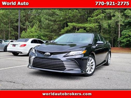 2022 Toyota Camry LE