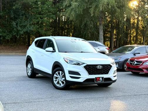 2020 Hyundai TUCSON SE
