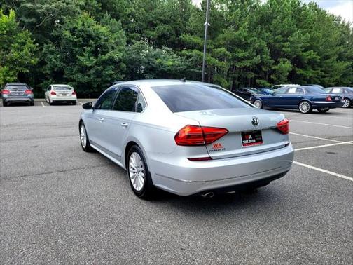 2016 Volkswagen Passat 1.8T SE