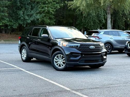 2020 Ford Explorer Base