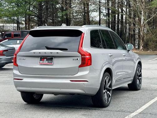 2023 Volvo XC90 B6 Plus 7-Seater