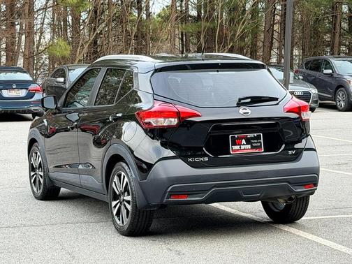 2018 Nissan Kicks SV