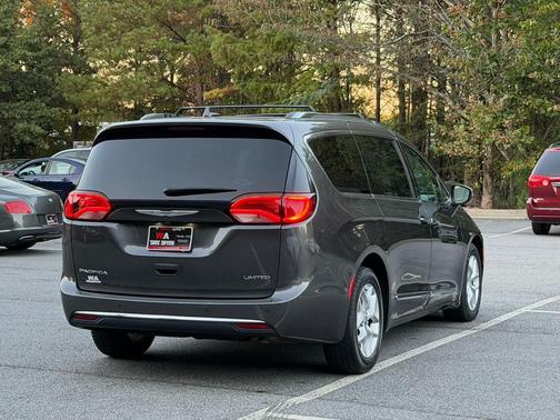 2020 Chrysler Pacifica Limited