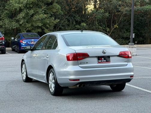 2015 Volkswagen Jetta 1.8T SE