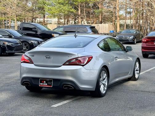 2013 Hyundai Genesis Coupe 2.0T Premium