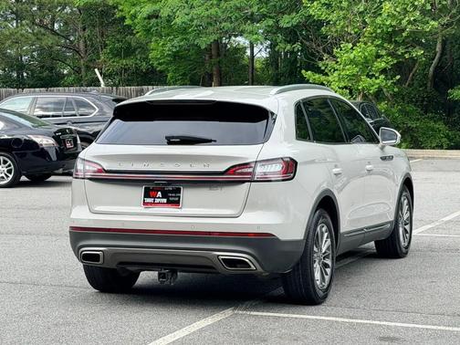 Ceramic Pearl Metallic 2019 Lincoln Nautilus Select