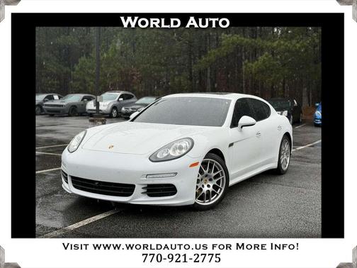 2016 Porsche Panamera Edition