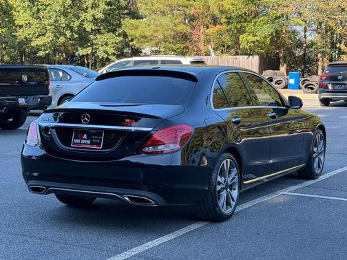 2016 Mercedes-Benz C-Class Luxury