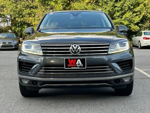 2016 Volkswagen Touareg VR6 Sport