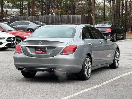 2016 Mercedes-Benz C-Class Luxury