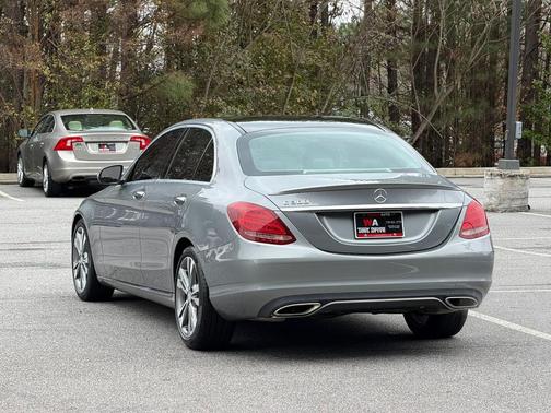 2016 Mercedes-Benz C-Class Luxury