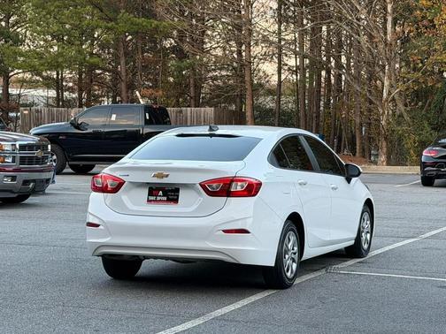 2019 Chevrolet Cruze LS