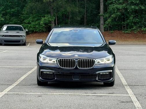 Carbon Black Metallic 2019 BMW 750 i xDrive