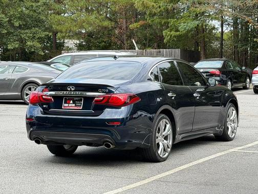 2016 INFINITI Q70 3.7X