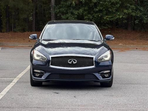2016 INFINITI Q70 3.7X