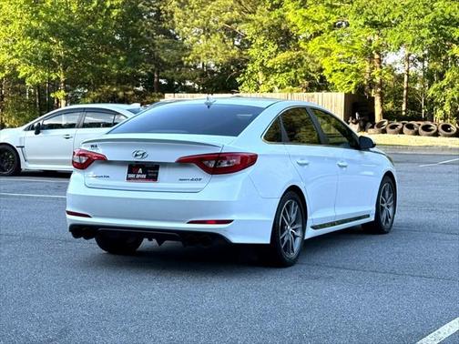 2017 Hyundai SONATA Sport 2.0T
