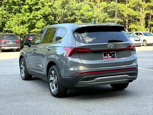 2022 Hyundai SANTA FE SE
