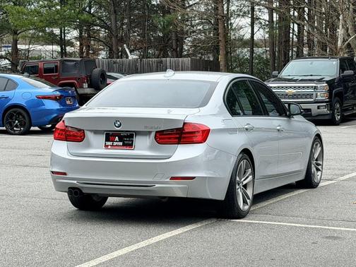 2013 BMW 328 328i Sedan