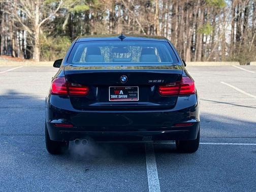 2013 BMW 328 328i Sedan