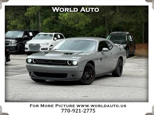 2019 Dodge Challenger SXT