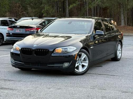 2011 BMW 528 528i