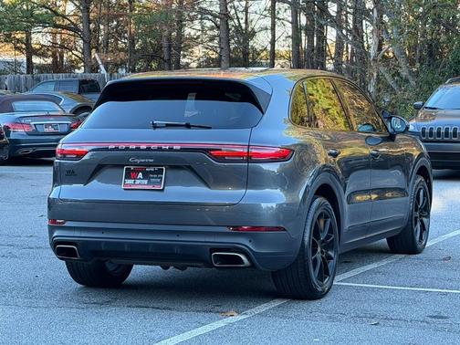 2019 Porsche Cayenne Cayenne