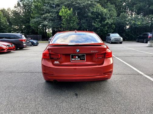 2016 BMW 320 i