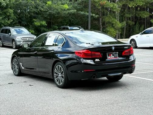 2018 BMW 530 530i