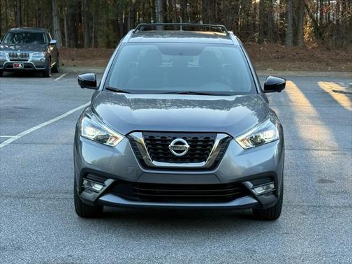 2019 Nissan Kicks SR