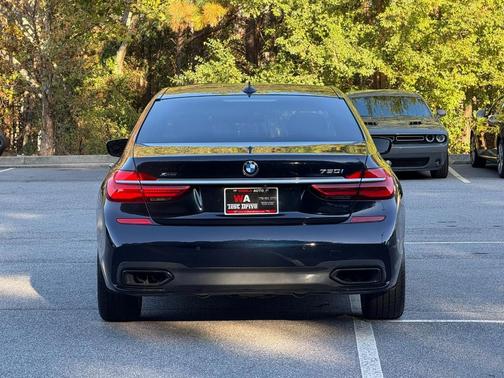 2016 BMW 750 i xDrive