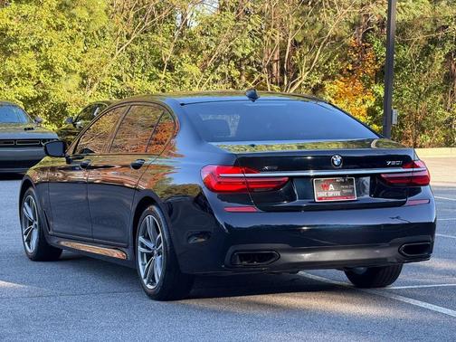 2016 BMW 750 i xDrive