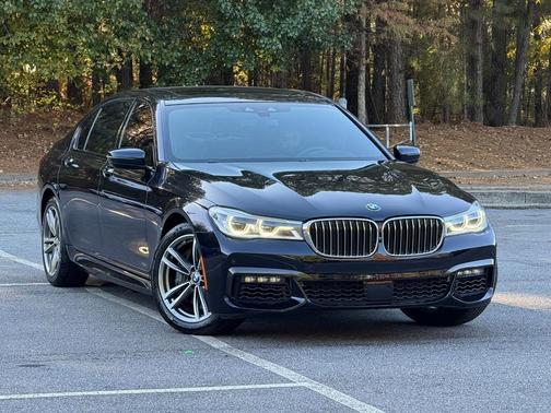 2016 BMW 750 i xDrive
