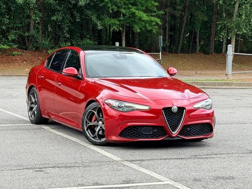 Rosso Competizione Tri-Coat 2018 Alfa Romeo Giulia Ti Sport