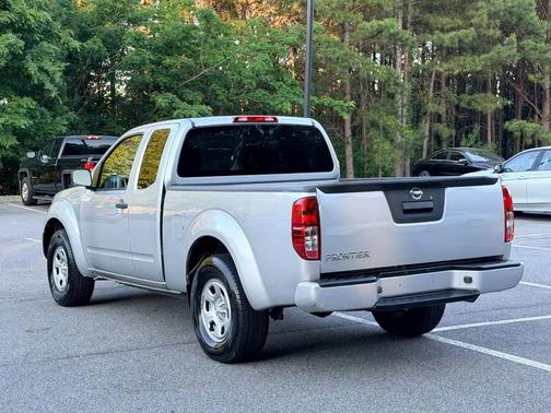 Brilliant Silver Metallic 2021 Nissan Frontier S