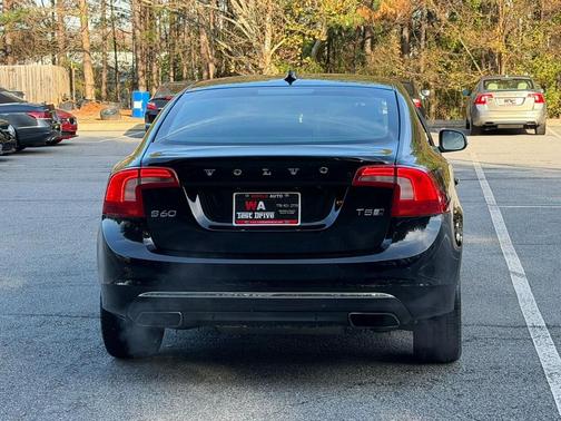 2016 Volvo S60 Inscription T5 Premier