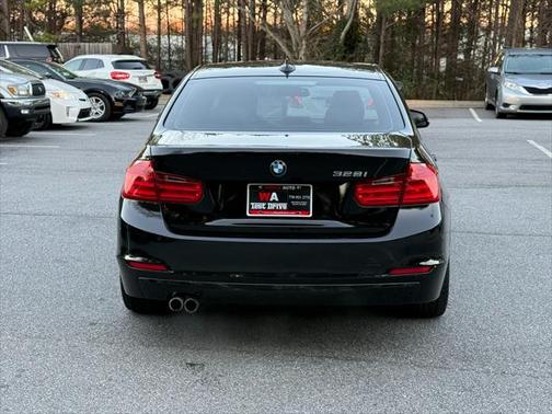 2013 BMW 328 328i Sedan