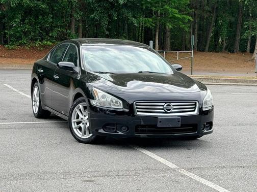 Super Black 2014 Nissan Maxima S