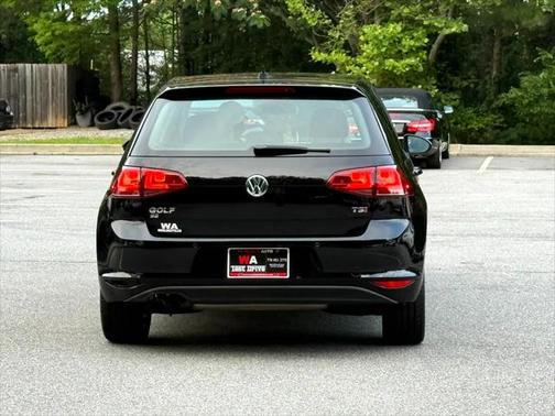 2016 Volkswagen Golf TSI SE 4-Door