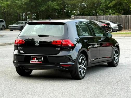 2016 Volkswagen Golf TSI SE 4-Door