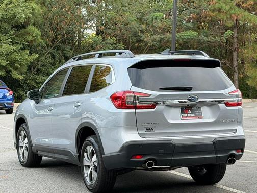 2025 Subaru Ascent Premium 7-Passenger
