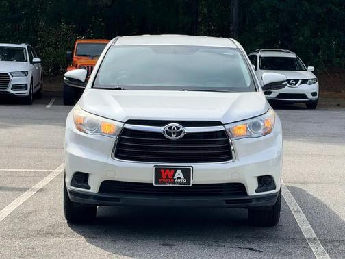 Blizzard Pearl 2016 Toyota Highlander LE