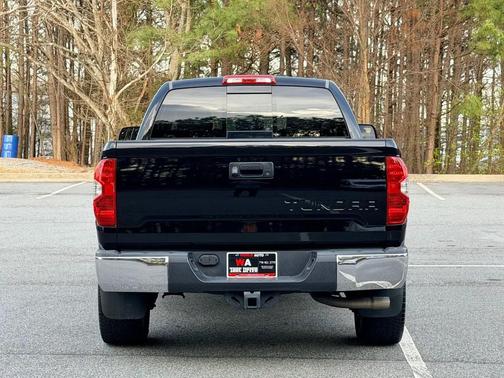 2014 Toyota Tundra SR5