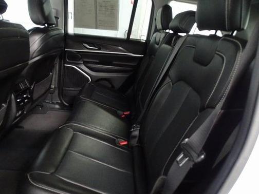 2022 Jeep Grand Cherokee 4xe Base
