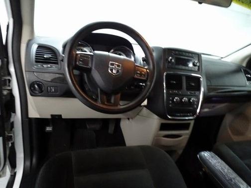 2016 Dodge Grand Caravan AVP/SE