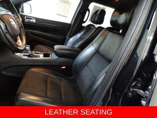 Diamond Black 2022 Jeep Grand Cherokee WK Laredo