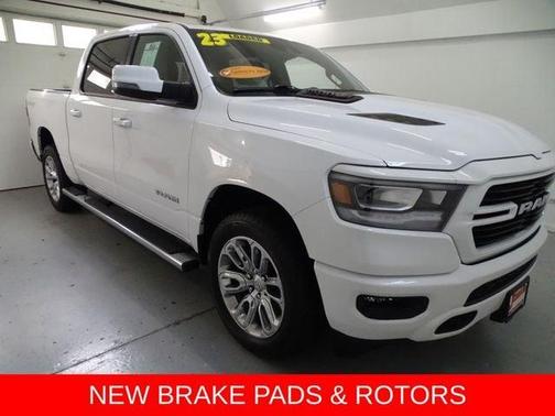 Bright White Clearcoat 2023 RAM 1500 Laramie
