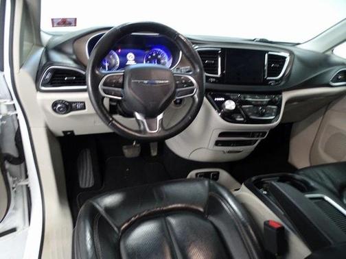 2019 Chrysler Pacifica Touring-L Plus